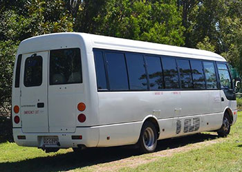 22 seater bus